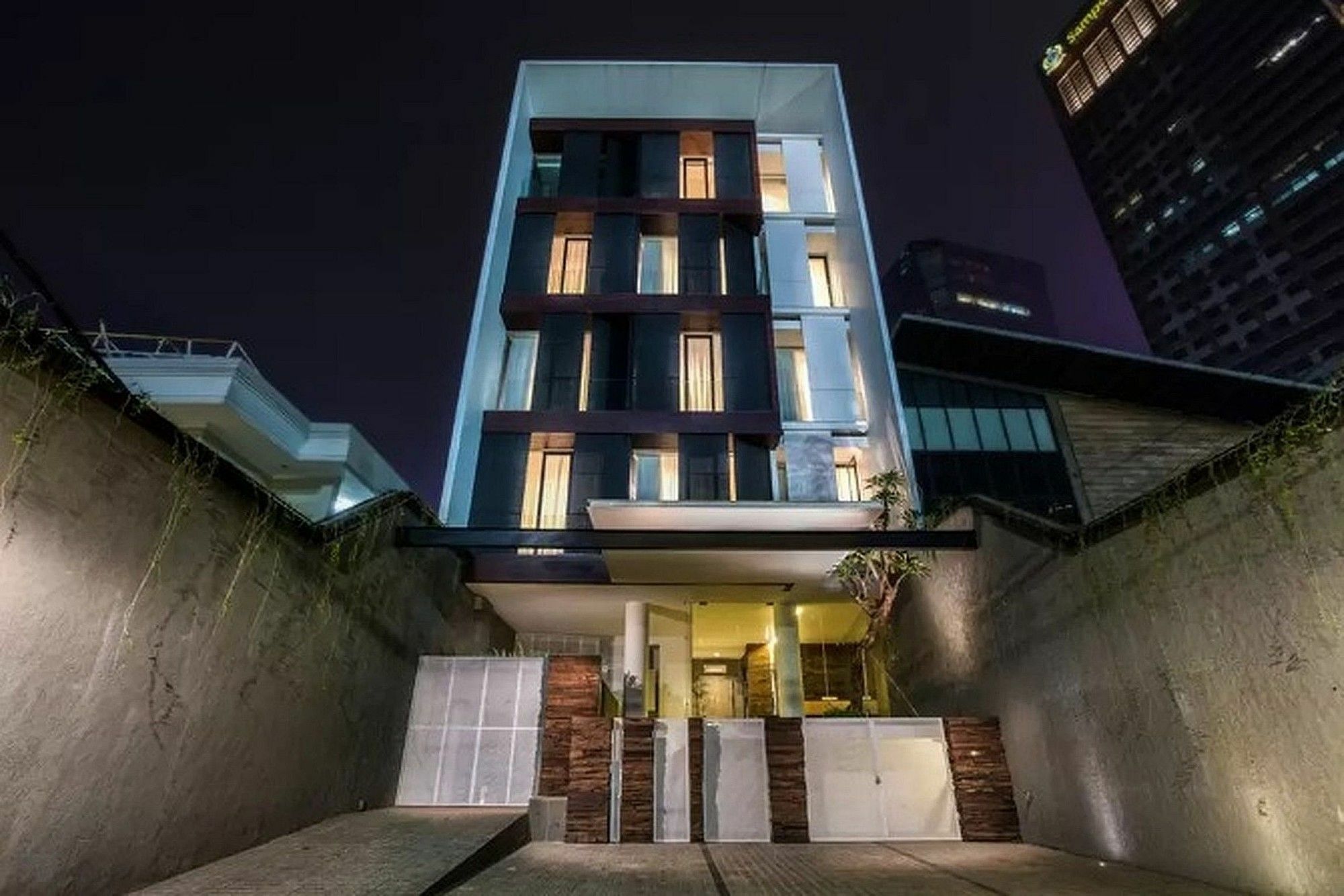מלון ג'קרטה Zen Premium Sampoerna Strategic Square מראה חיצוני תמונה
