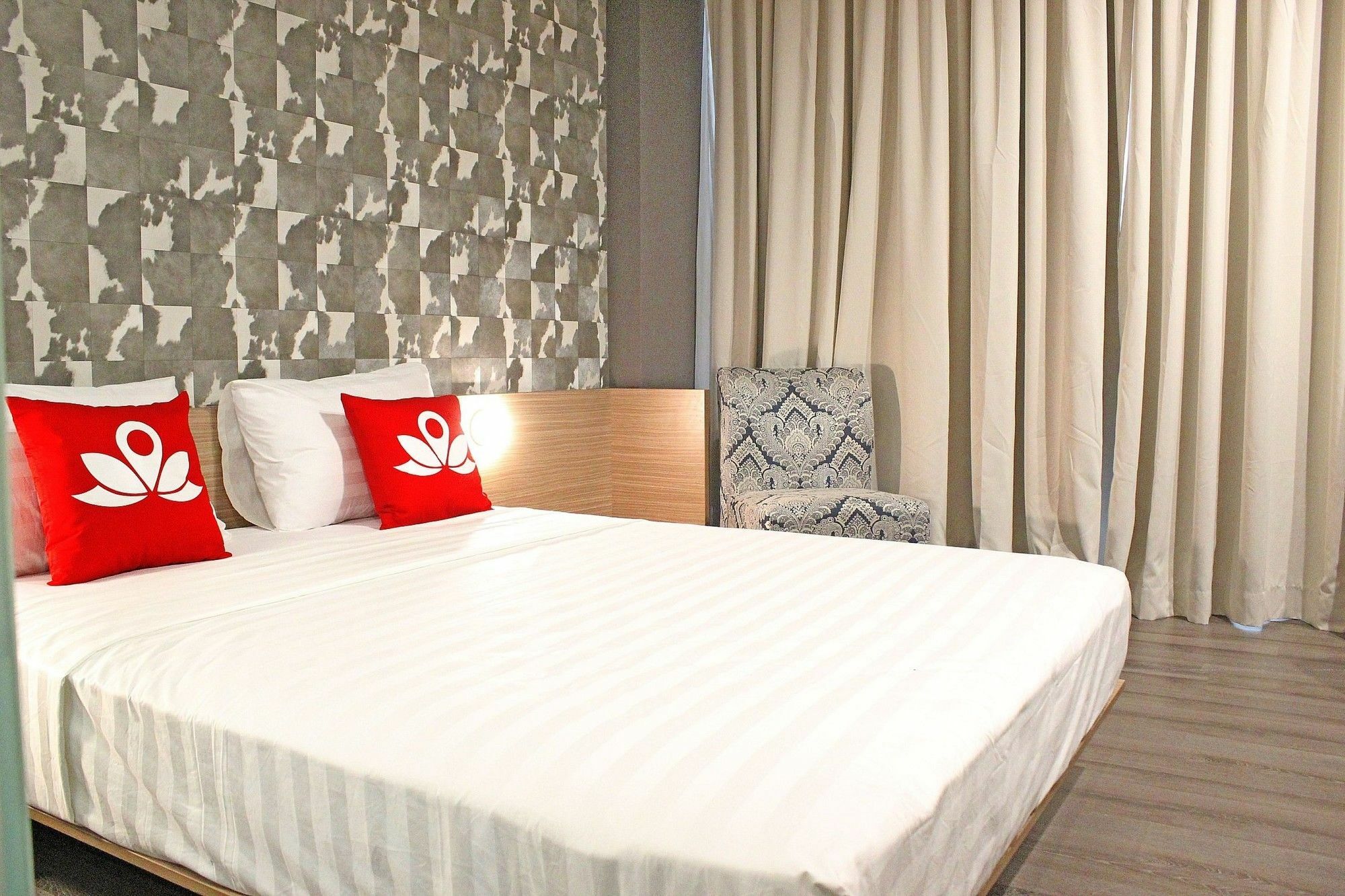 מלון ג'קרטה Zen Premium Sampoerna Strategic Square מראה חיצוני תמונה