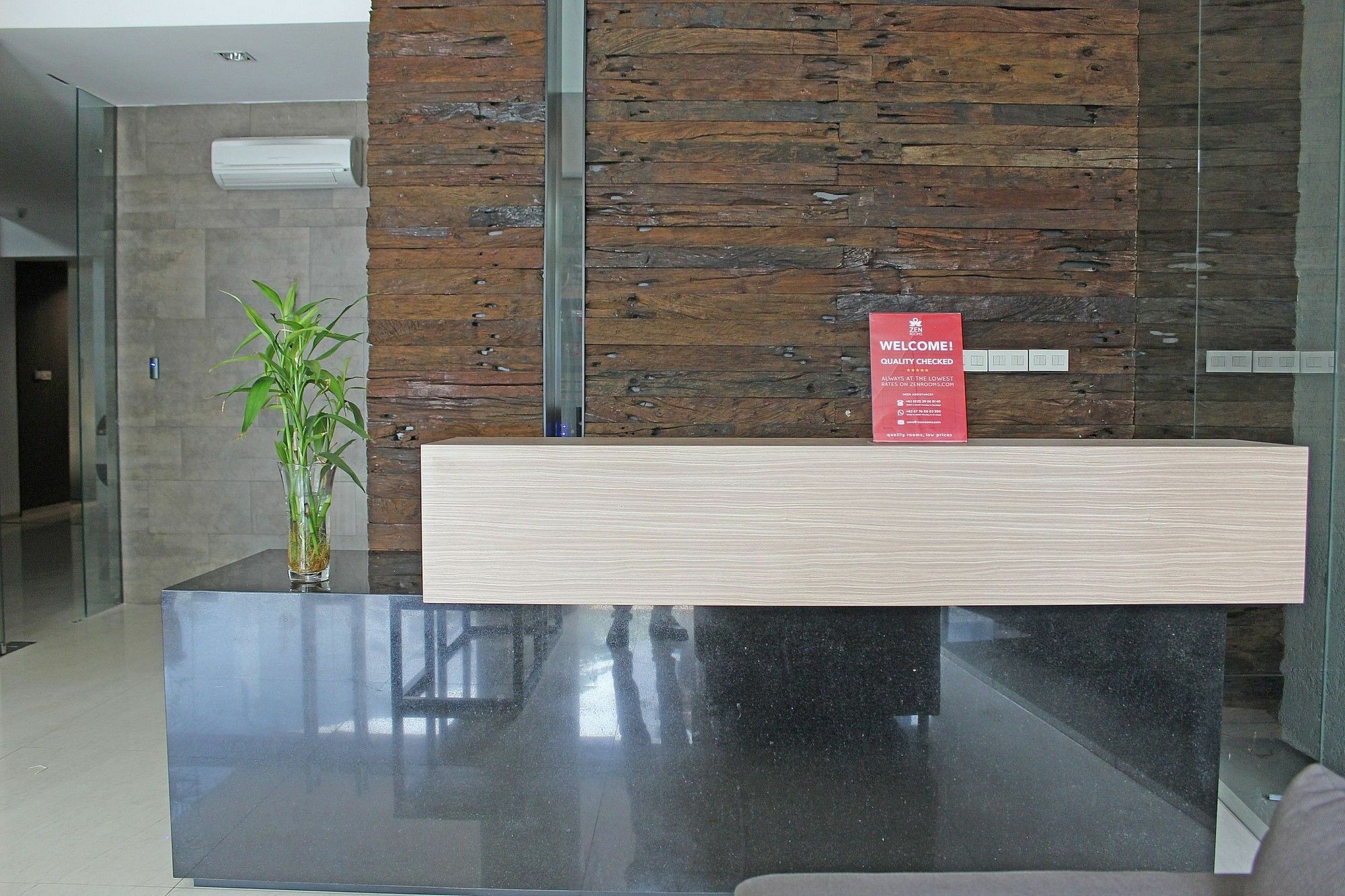 מלון ג'קרטה Zen Premium Sampoerna Strategic Square מראה חיצוני תמונה