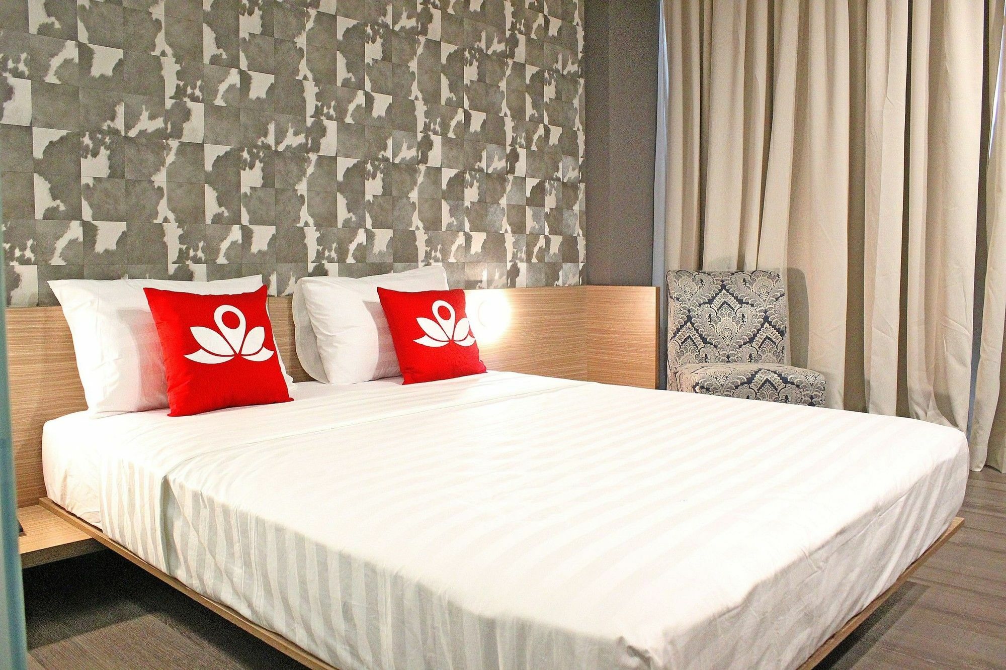 מלון ג'קרטה Zen Premium Sampoerna Strategic Square מראה חיצוני תמונה