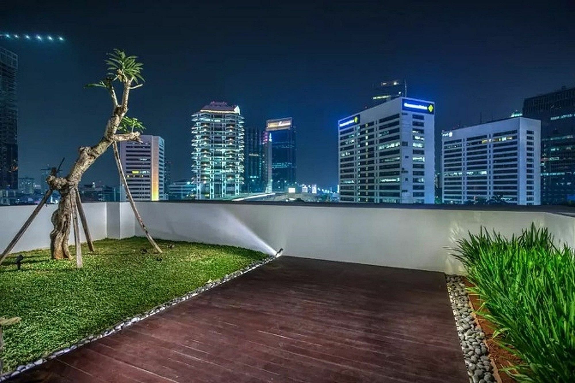 מלון ג'קרטה Zen Premium Sampoerna Strategic Square מראה חיצוני תמונה